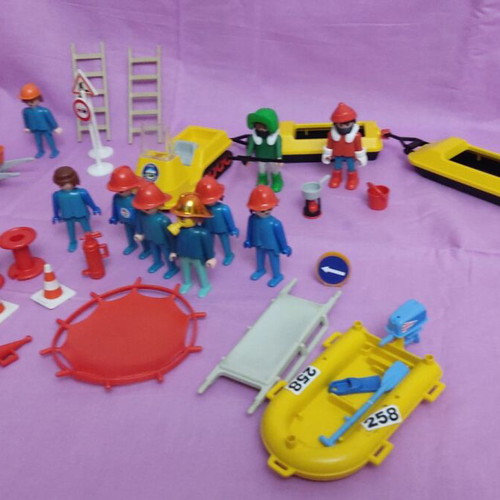 Playmobil Lyra construction toy set, incomplete
