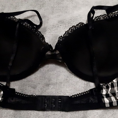 Lingerie set Zara Ousho black and white checkered push-up bra 80B and string M/L