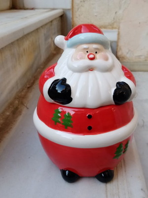 Christmas ceramic cookie jar