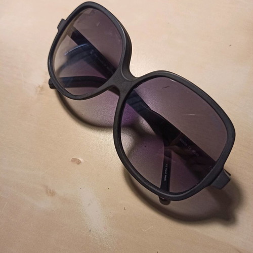 Brixton women's sunglasses used, square matte black, 100% UV protection