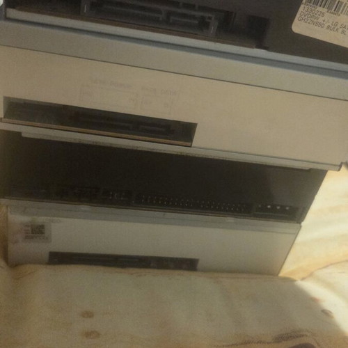 Dvd players used, set of 4, Sata and IDE