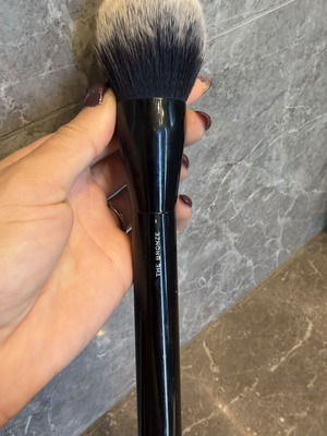 Marc Jacobs Bronzer Brush like new