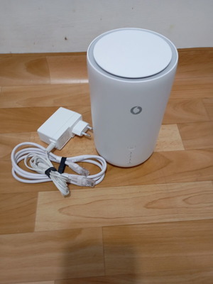 Vodafone Gigacube 5G WiFi router με θύρα SIM μεταχειρισμένο