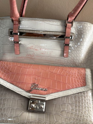 Guess Croco shoulder bag used, white and pink