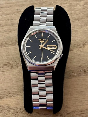 Seiko Automatic watch like new, black