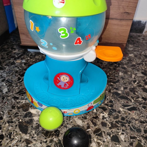 Fisher Price Go Baby Go Swirl'n Tunes Gumball toy