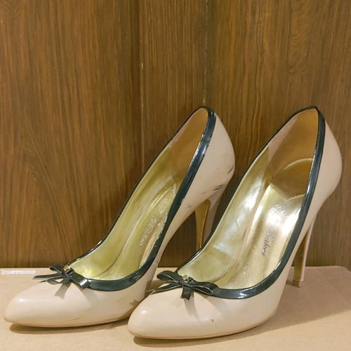 Ted Baker pumps used, size 40, pastel pink with black trim