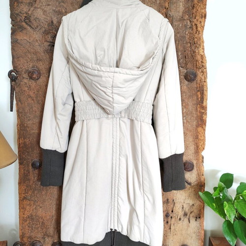 Lussile long women's coat like new with belt and hood beige