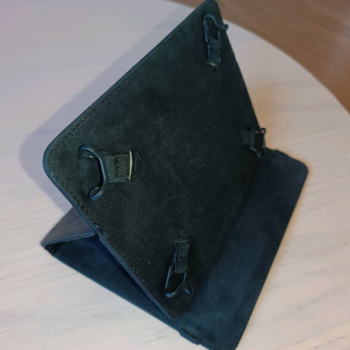 Sweex universal black tablet case 7" like new