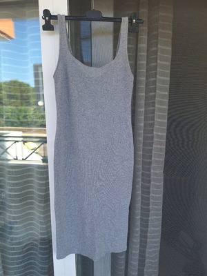 Φόρεμα Bershka γκρί medium μεταχειρισμένο