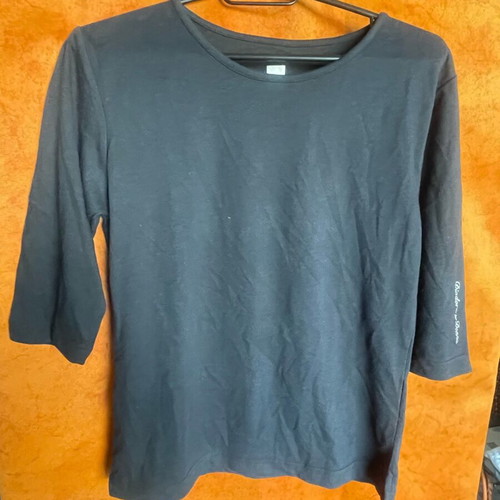 Branded women's blouse new, size Large