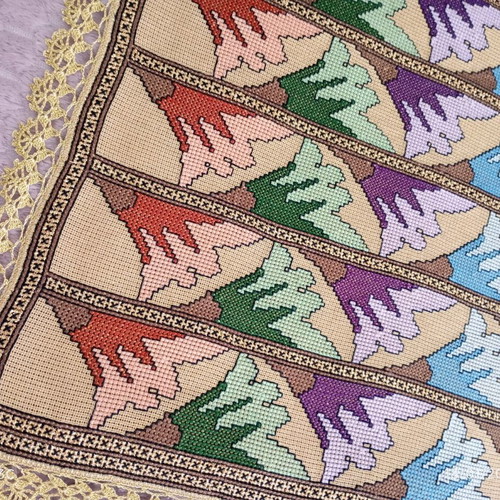Handmade set of table runners with napkins new