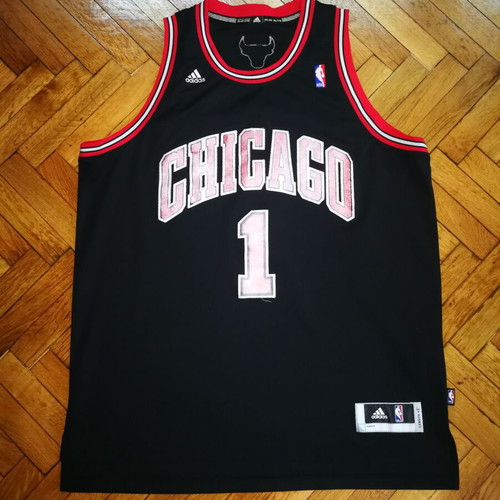 Chicago Bulls Jersey Derrick Rose 1 Adidas used