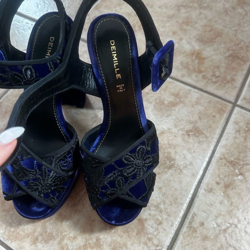 Deimille sandals size 38 like new, midnight blue velvet with embroidery