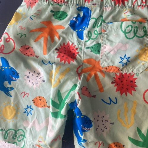 Old Navy children's swimsuit like new, size 5 years