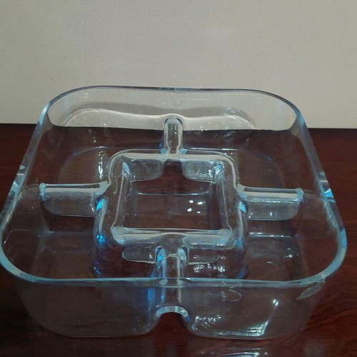 Square minimal serving platter with 5 deep sections, thick glass 25x25 new