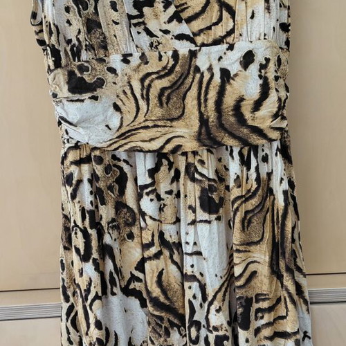 BSB Collection Midi Dress Tiger Print Medium like new