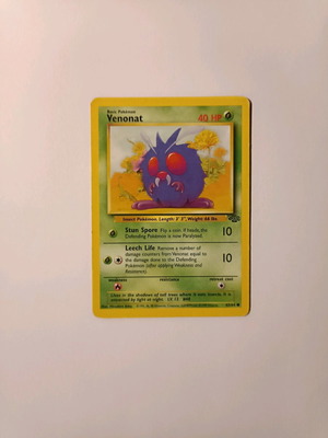 Venonat (Jungle 63/64) Pokemon card μεταχειρισμένη σε καλή κατάσταση