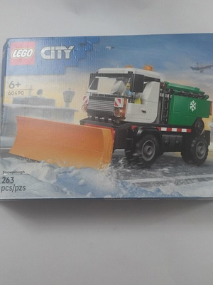 Lego City 60490 snowplough new with box and instructions