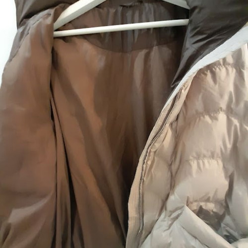 Beige jacket size M like new, light and warm