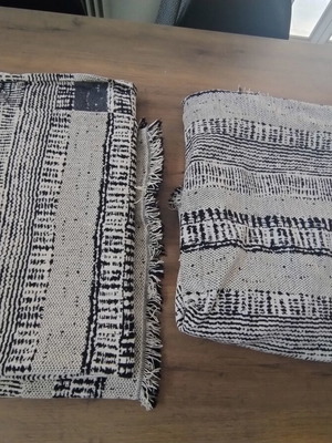 Sofa throws like new, pack of 2, 110x175 cm each