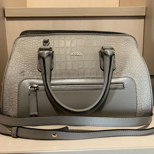 HOGAN handbag used, medium size, greige color