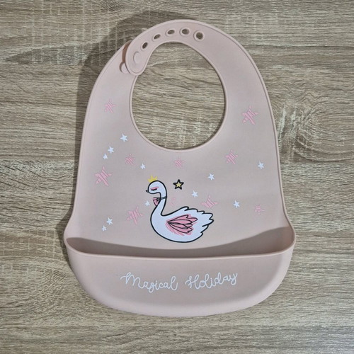 Silicone bibs like new, set of 2 with pocket
