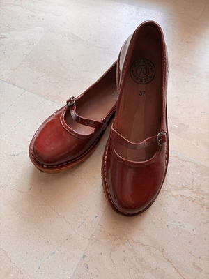 Kickers Mary Jane leather burgundy ballerinas size 37 like new
