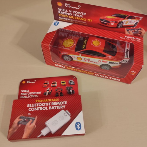 Shell V-Power Racing Team Ford Mustang GT remote control car with battery