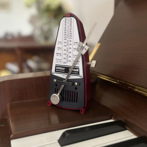 Wittner 834 mechanical metronome like new, burgundy