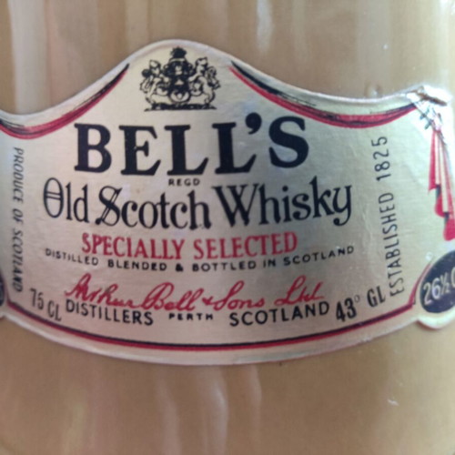 Bell's Old Scotch Whisky Vintage Ceramic Decorative Bottle 75cl like new, empty