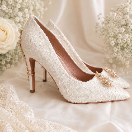 Handmade bridal shoes with romantic lace and golden details size 38