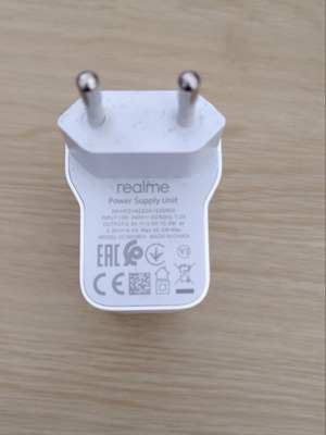 Realme Charger 30W 6A 1xUSB-A White like new