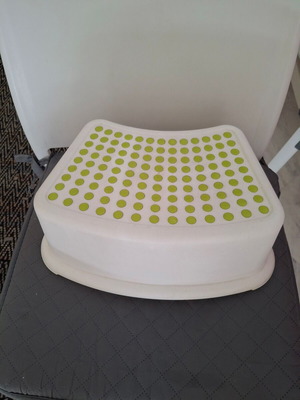 Πλαστικό σκαλοπατάκι IKEA