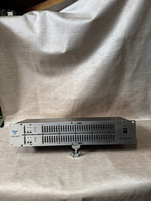 Azusa EQ-231 γραφικός ισοσταθμιστής 2x31 ζωνών μεταχειρισμένος επαγγελματικός στερεοφωνικός