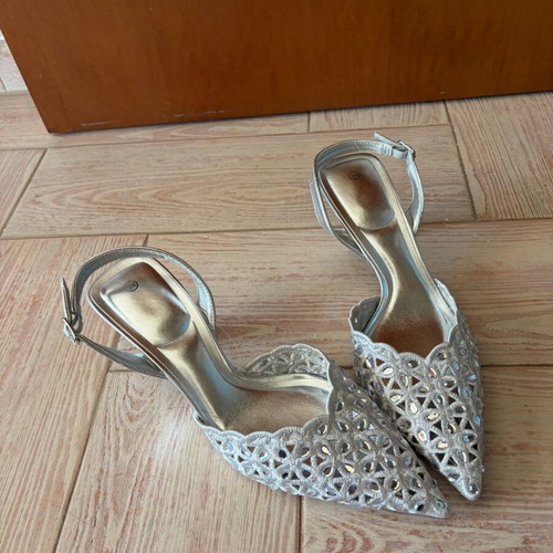 Silver pumps like new, size 39