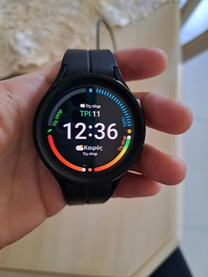 Samsung Galaxy Watch5 Pro smart watch like new with 45mm titanium case