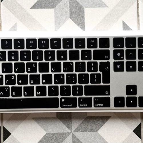 Magic Keyboard with Touch ID and Numeric Keypad for Mac, like new