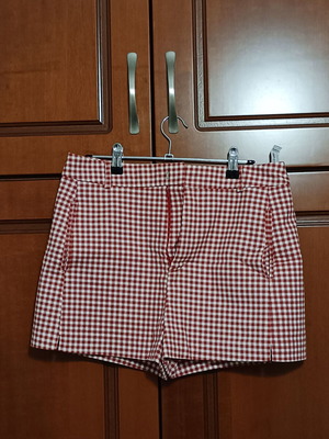 Zara women's shorts with red and white check pattern like new, size M