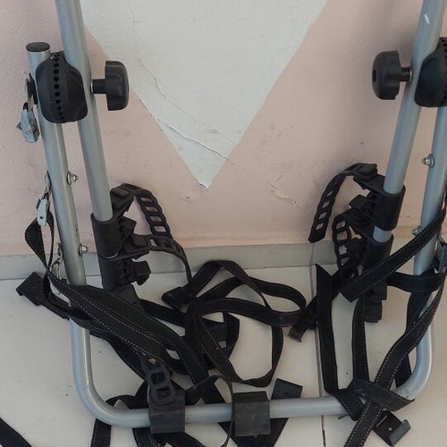 Menabo Mistral Bike Rack like new for cars