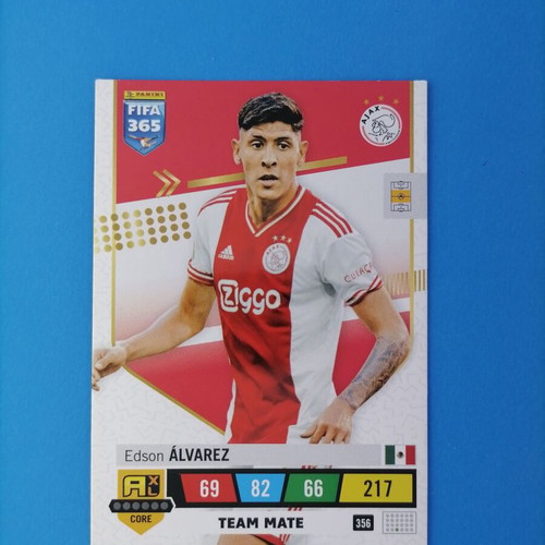 Alvarez FIFA 2023 card like new