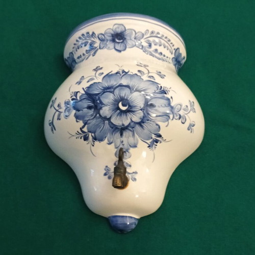 Vintage wall fountain like new ceramic with wooden base