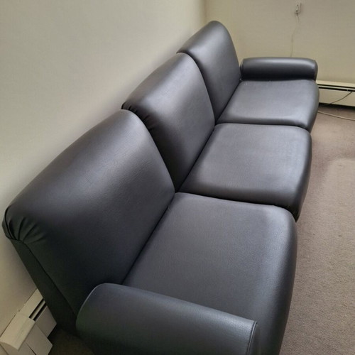 Three-Seater Sofa like new, dark green leatherette