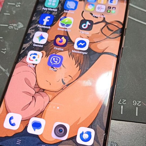 Realme GT 7 Pro like new, orange with extra glass and metal case