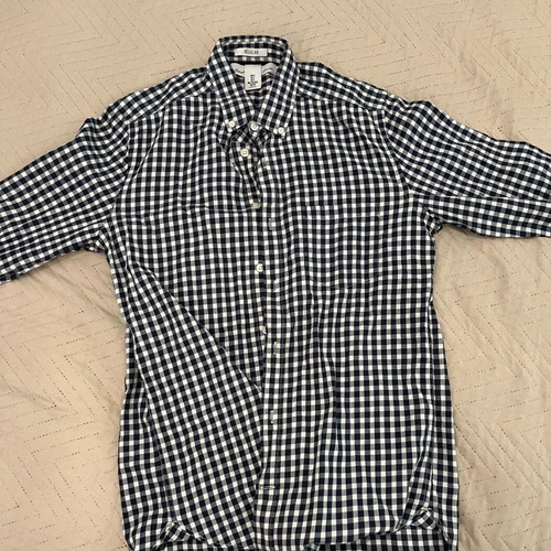 Men's checked shirt size small like new