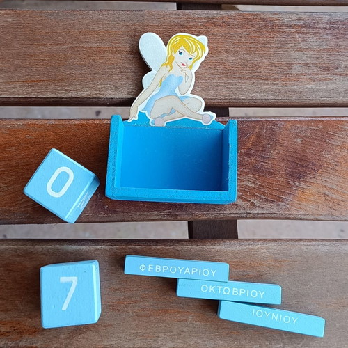 Wooden decorative calendar with Disney Tinkerbell