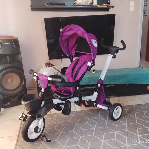 Tricycle for Twins new, Kenourio