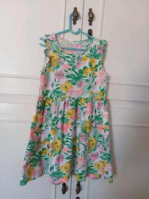 Summer dress for girl 10 years like new, multicolored