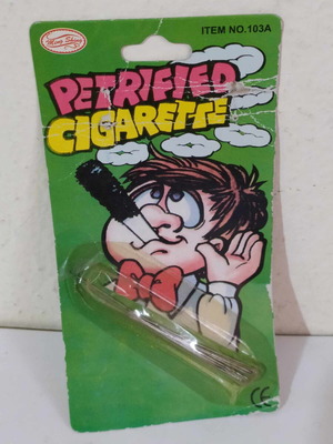Petrified cigarette prank new that does not fall