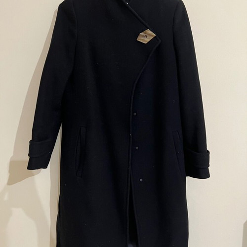 Mango coat like new, size S, black